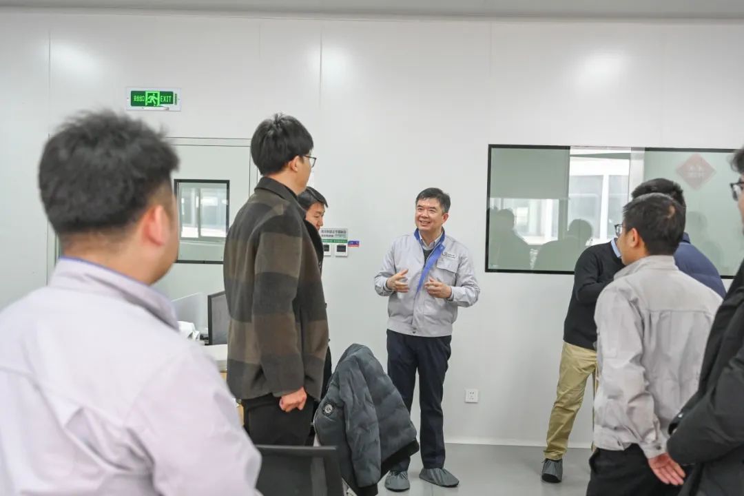 aced7e82-ff95-4d79-8e4e-c8d4c6a7f2ff aced7e82-ff95-4d79-8e4e-c8d4c6a7f2ff